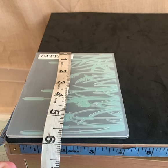 Embossing Folders for Cricut Cuttlebug, etc. - Picture 5 of 5